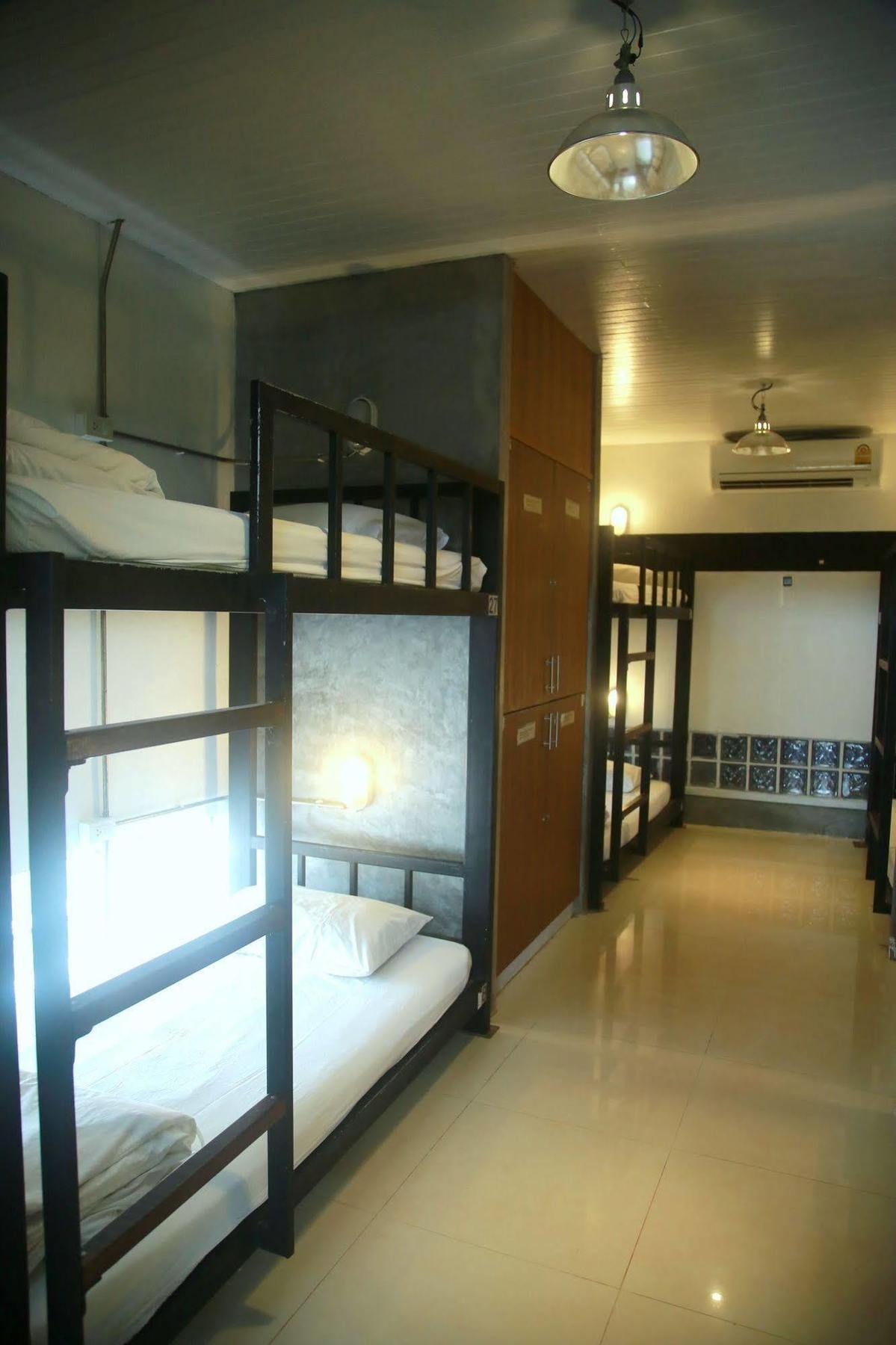 Oyo 585 Freedom Hostel @ Phi Phi 外观 照片