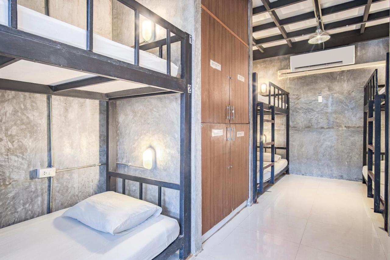 Oyo 585 Freedom Hostel @ Phi Phi 外观 照片