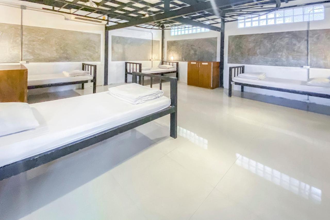 Oyo 585 Freedom Hostel @ Phi Phi 外观 照片