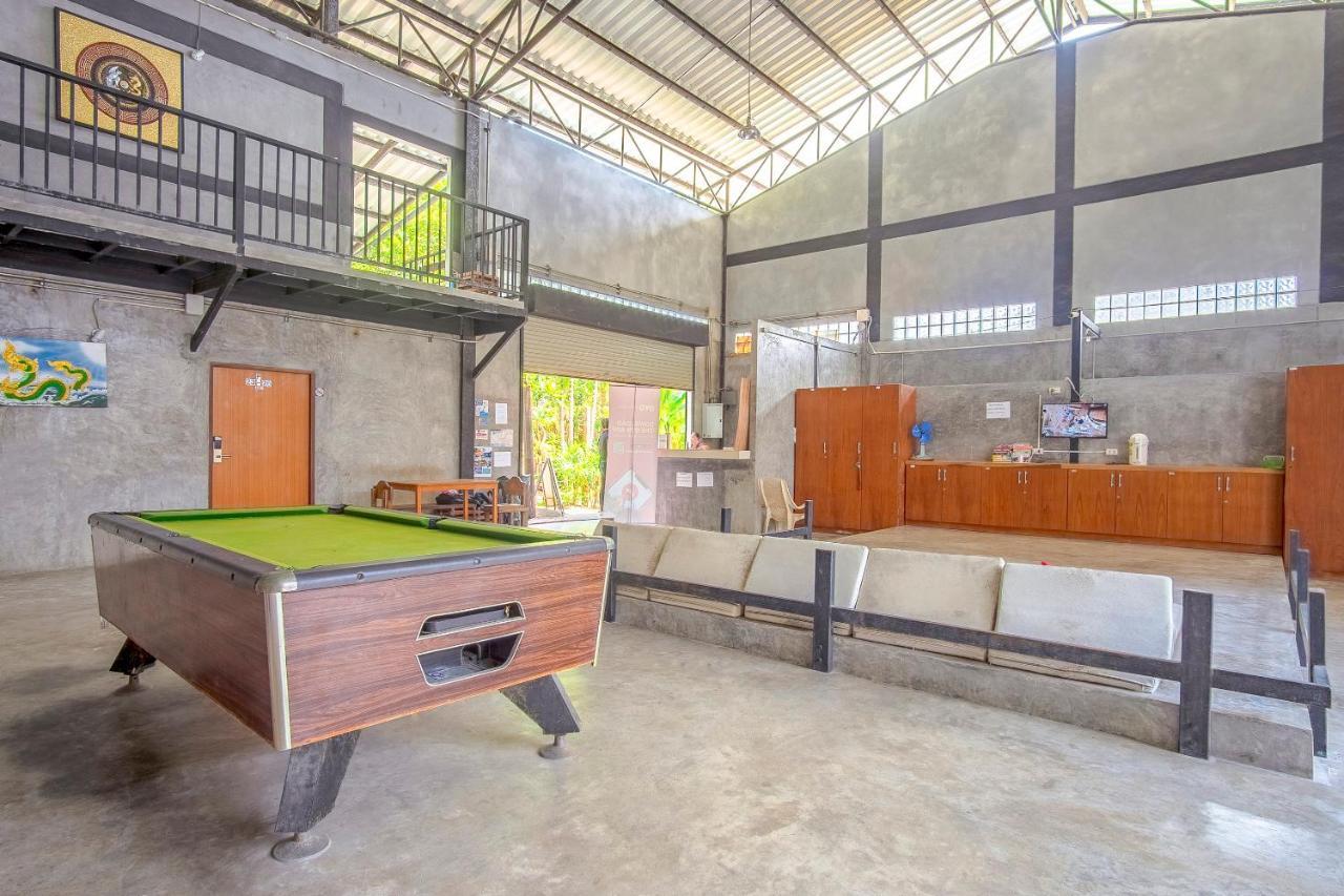 Oyo 585 Freedom Hostel @ Phi Phi 外观 照片