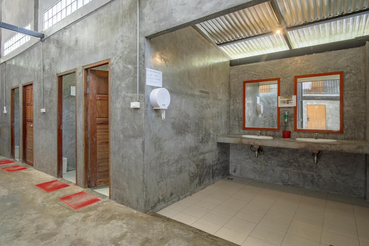 Oyo 585 Freedom Hostel @ Phi Phi 外观 照片